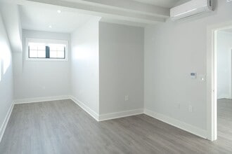 Interior Photo - SoHo at Fanwood Station