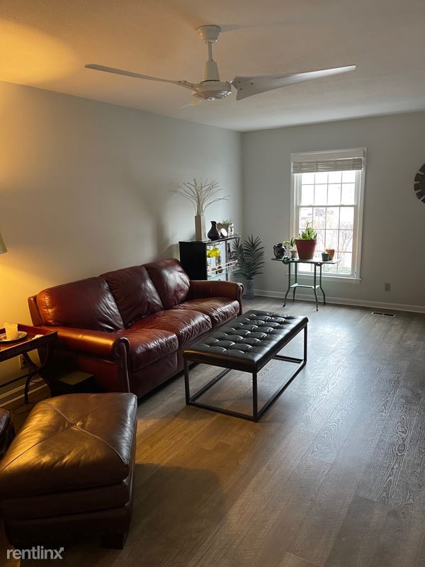 Building Photo - 2 br, 1.5 bath Condo - 152 jamestown drive