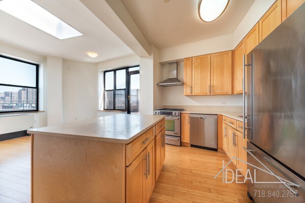 Building Photo - 150 Clermont Avenue #PH6R