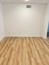 Interior Photo - Romneya Row in Anaheim