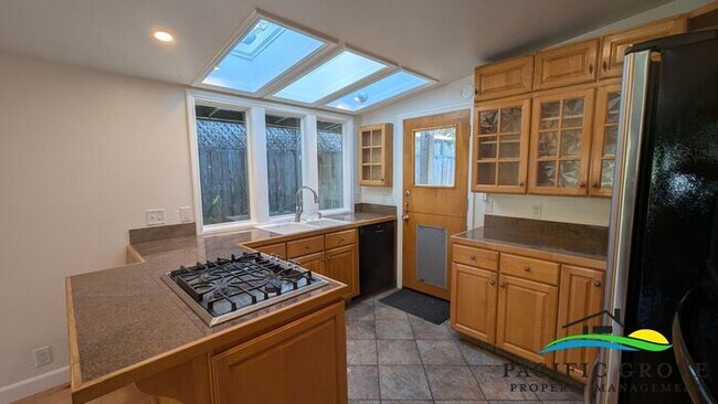 Foto del edificio - Bright and Cozy 3 Bedroom Home In Pacific Grove