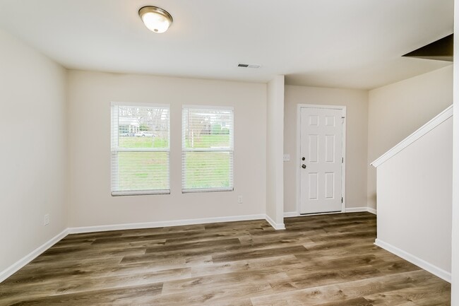Building Photo - 4360 Shadi Green Ln