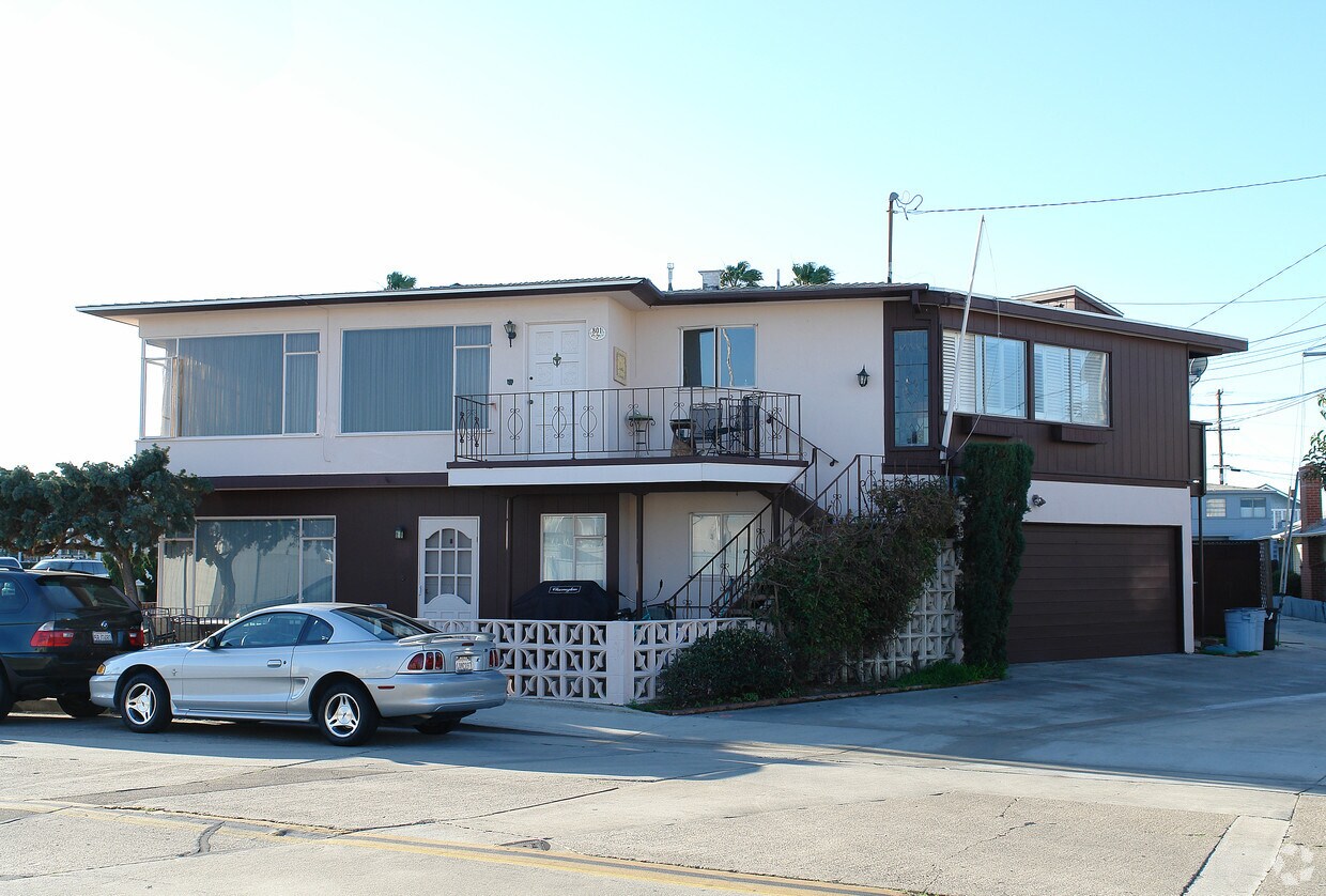 Primary Photo - 801 Bay Ave