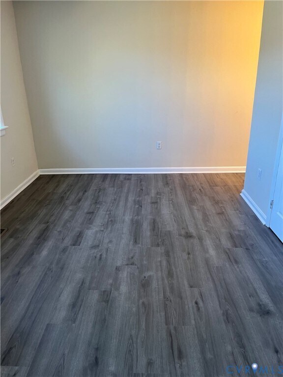 Foto del edificio - 3911 Breezy Ct