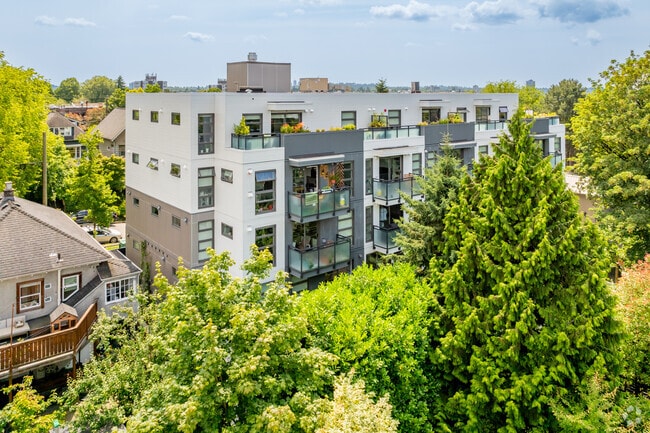 Building Photo - 1551 Grant