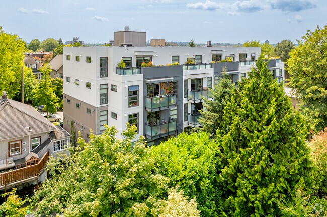 Photo du bâtiment - 1551 Grant