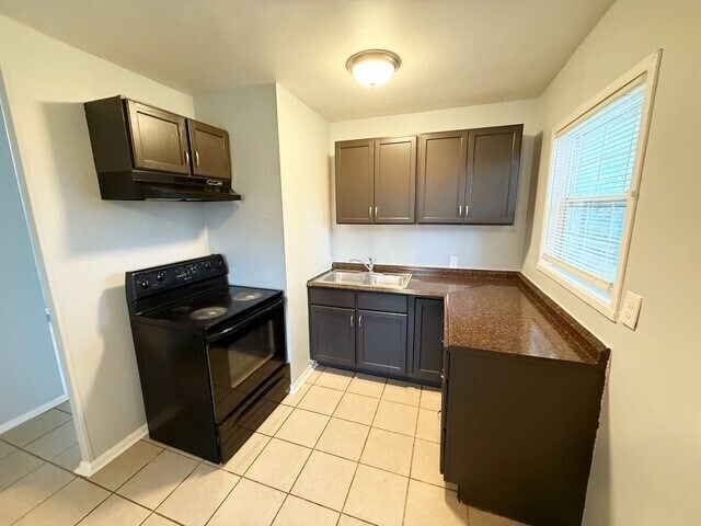 Foto del edificio - 3153 Normandy Rd