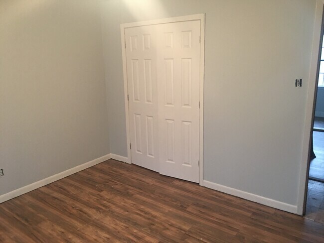 Bedroom - 315 Beverly Loop