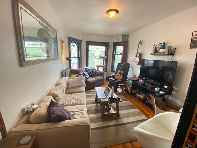 Foto del edificio - 35 Langley Rd