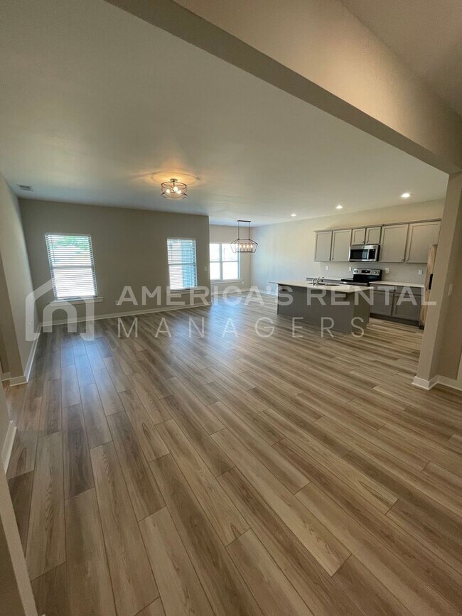 Building Photo - New Construction Home for Rent in Jasper, ...