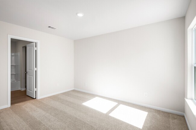 Foto del edificio - 10360 Sweetwater Creek Dr