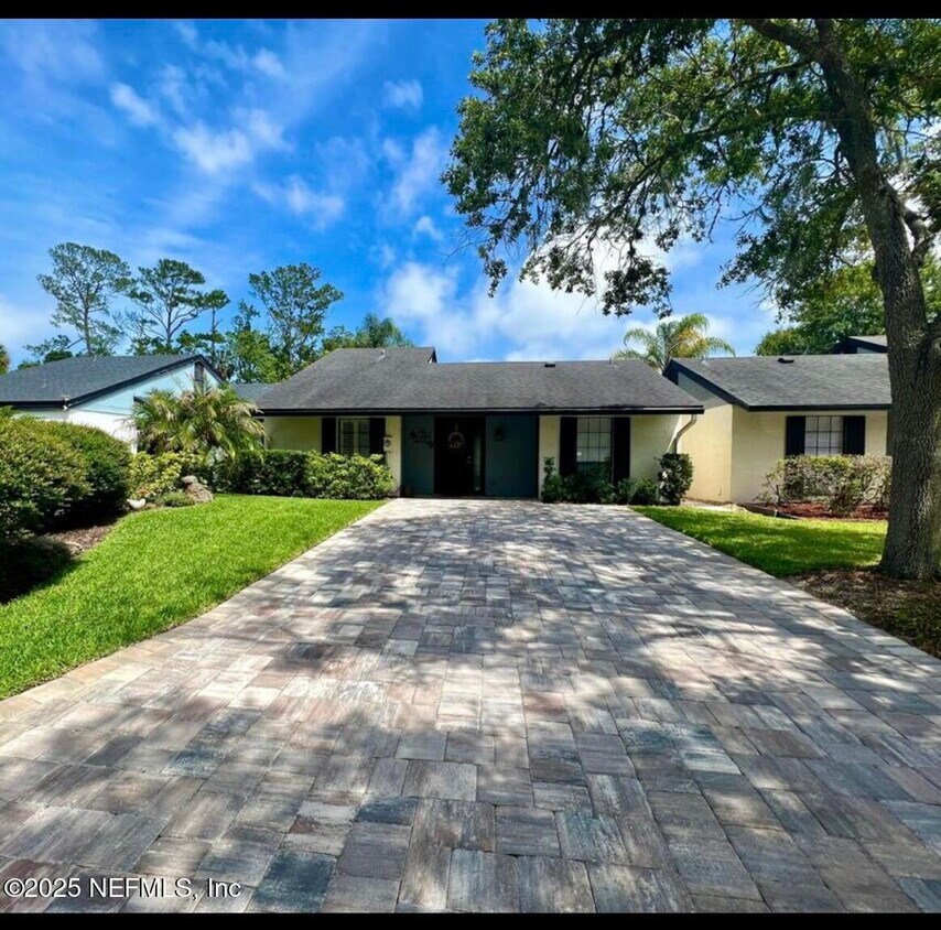 Foto principal - 184 Bermuda Ct