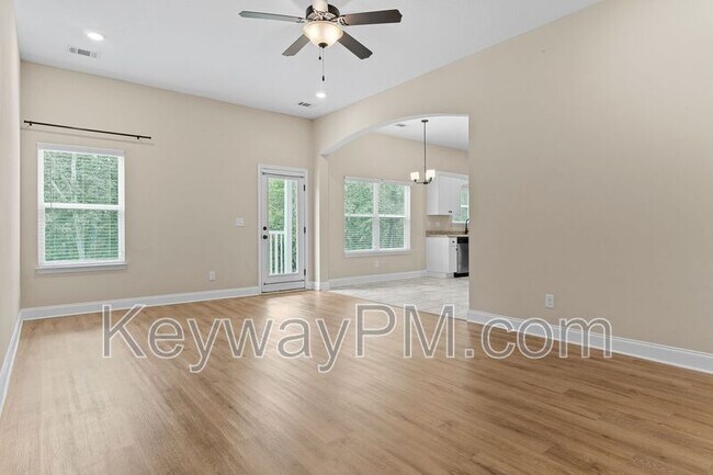 Foto del edificio - 14 Bradley Ct