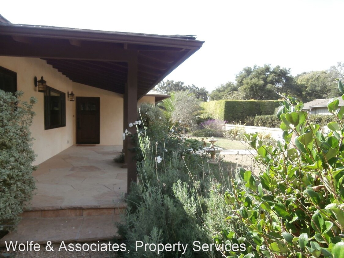 Primary Photo - 3 br, 2 bath House - 1595 Miramar Lane