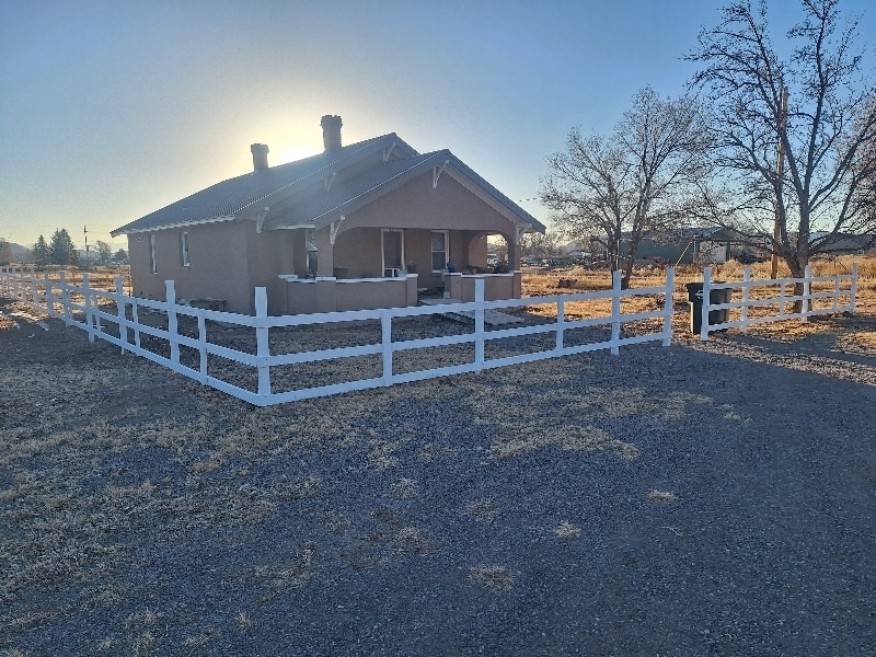 Primary Photo - 990 Main St