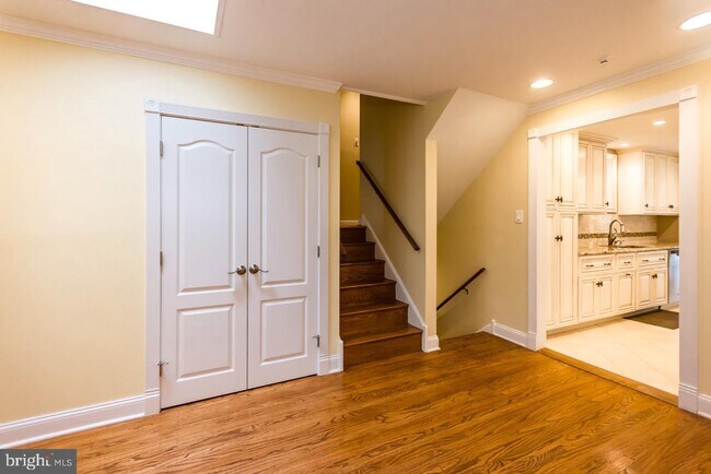 Foto del edificio - 101 Wooded Ln