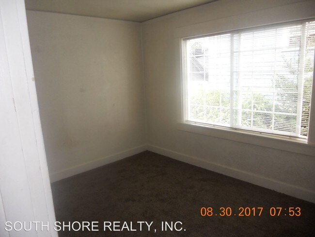 Foto del edificio - 514 6TH St
