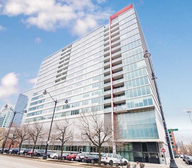Foto del edificio - 659 W Randolph St