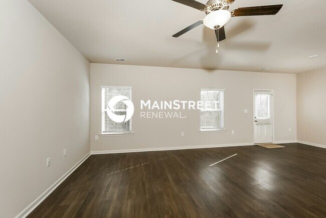 Building Photo - 3 Bedroom Pet-Friendly Home in Springville, AL with Main Street Renewal