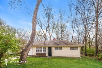 Building Photo - 7111 E 111th Terrace