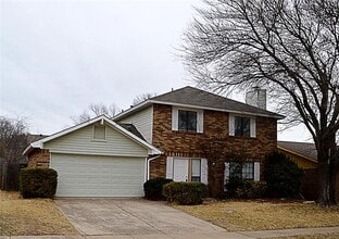 Building Photo - 3304 Forest Creek Dr