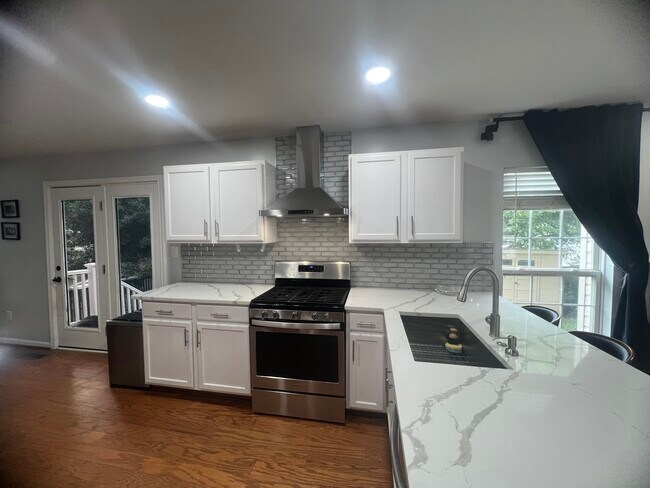 Foto del edificio - 3238 Mountain Laurel Loop
