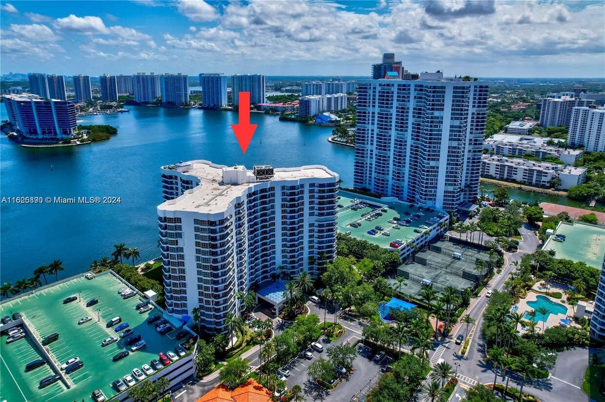 Primary Photo - 3600 Mystic Pointe Dr