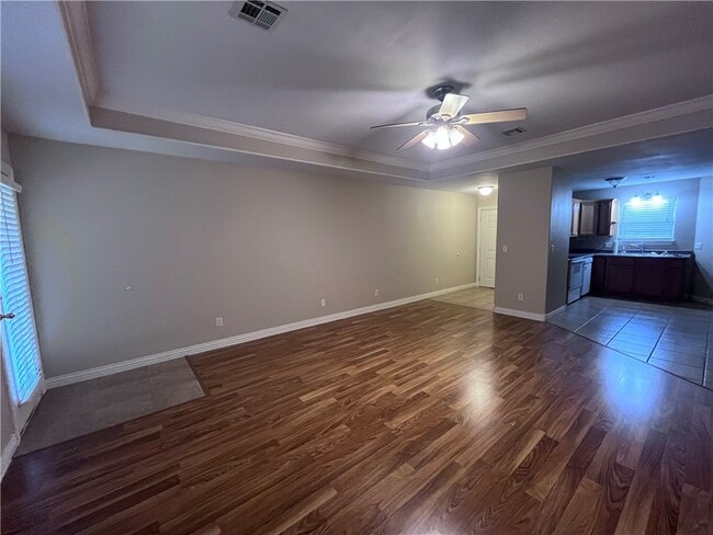 Building Photo - 2060 Ravenwood Blvd