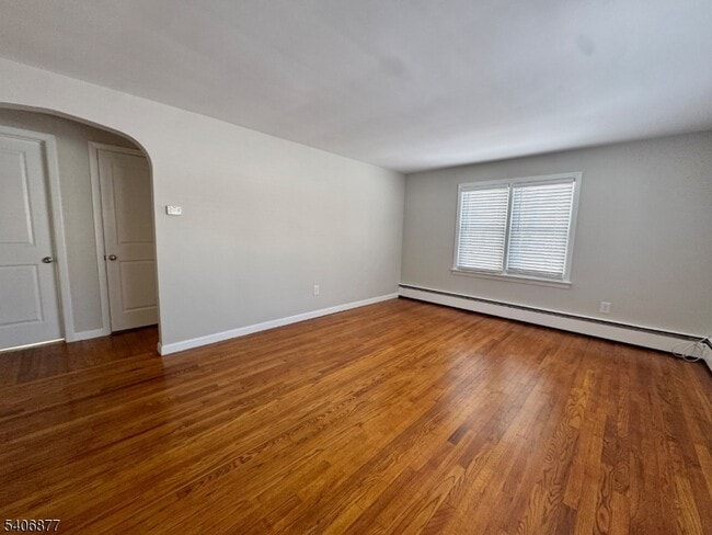 Foto del edificio - 156 E Prospect St