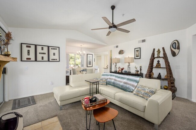 Foto del edificio - 9455 E Purdue Ave