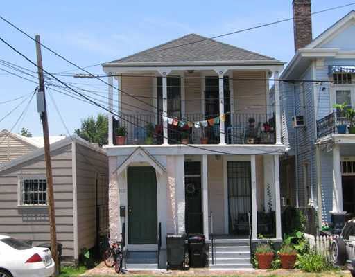 Primary Photo - 3933 Coliseum St