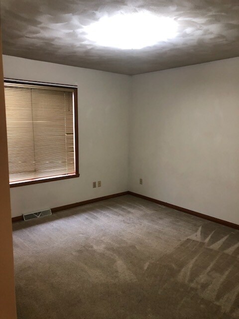 Bedroom - 4503 Terrace Ln