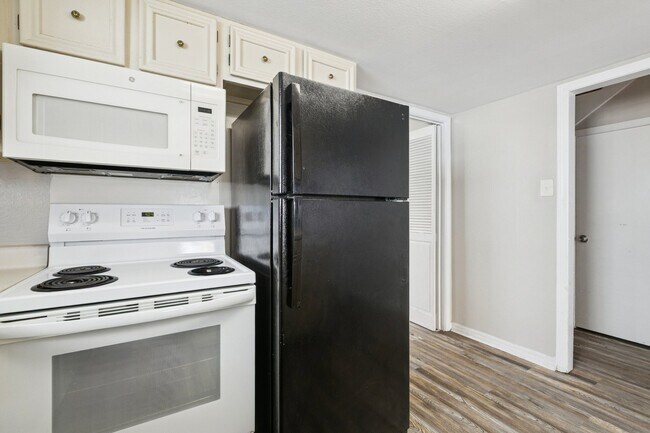 Foto del edificio - 4001 Georgetown Dr