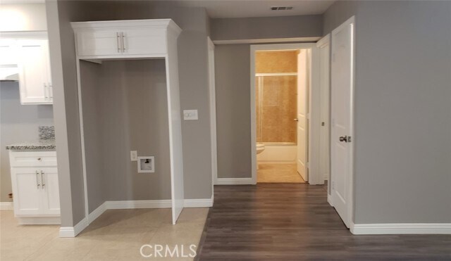 Foto del edificio - 2051 W Florence Ave