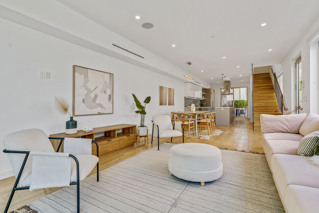 Foto del edificio - 809 Brooks Ave
