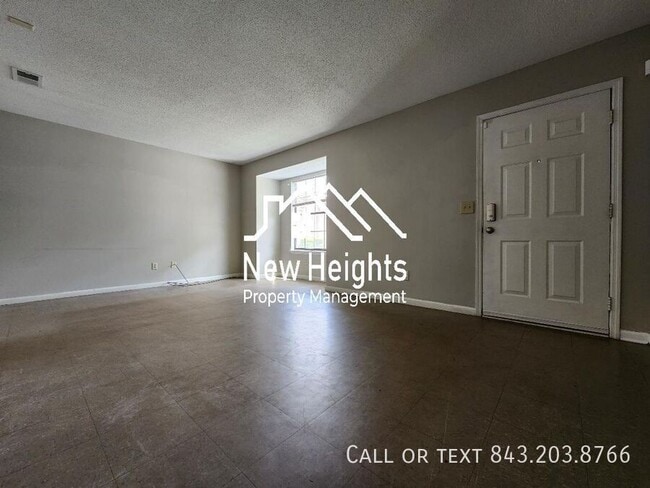 Building Photo - 4091 Cedars Pkwy