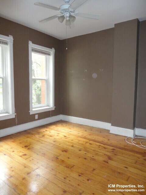 Building Photo - 2600 N Racine Ave