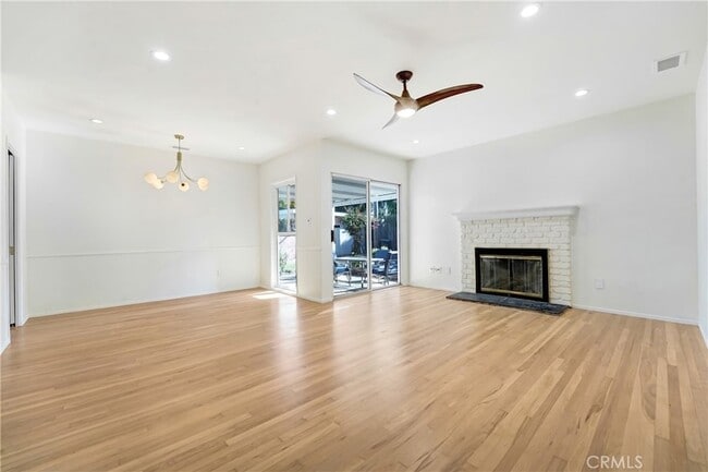 Building Photo - 2006 180th Pl