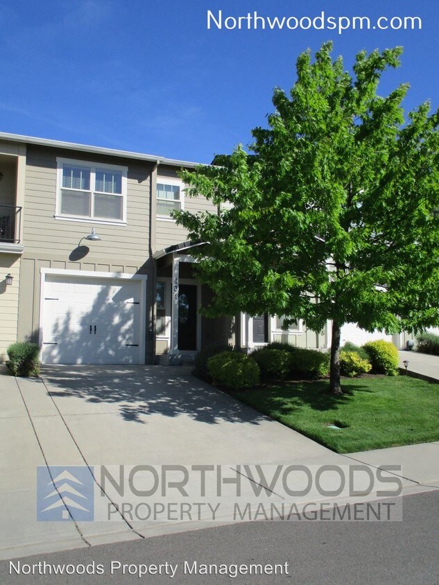 Primary Photo - 2 br, 2.5 bath House - 131 Eagle Trace Dr.