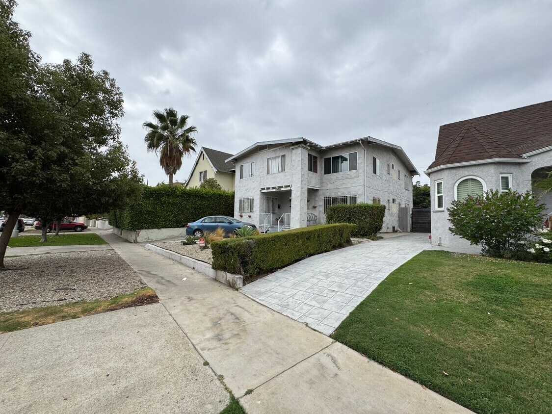 1855 Redondo Blvd, Los Angeles, CA 90019 House Rental in Los Angeles
