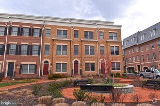 Building Photo - 4531 Westhall Dr