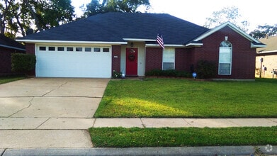 Building Photo - 1502 Winchester Dr