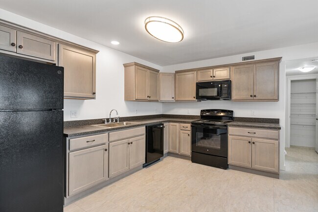 Foto del edificio - Jersey Heights Residences