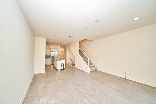Foto del edificio - 9040 Garvey Ave