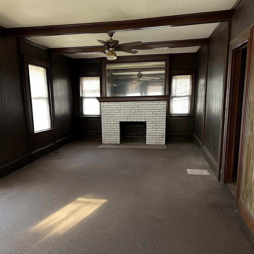 Building Photo - Single family home