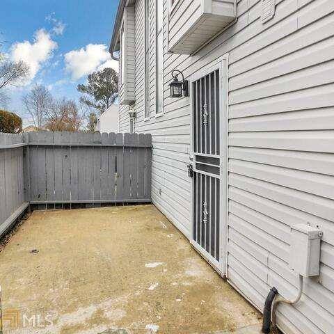 Foto del edificio - 291 Country Club Dr