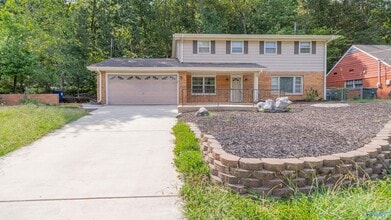 Building Photo - 608 Mountain Gap Dr SE