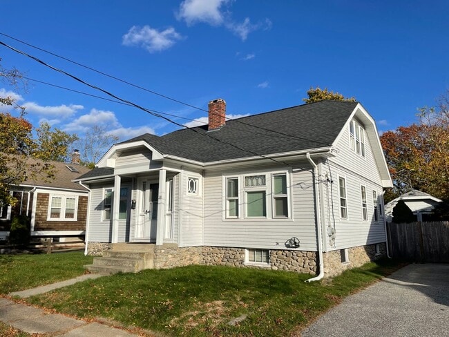 Foto del edificio - Beautiful Single Family Home For Rent in E...
