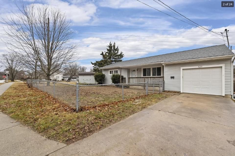 Primary Photo - 525 S Weller Ave