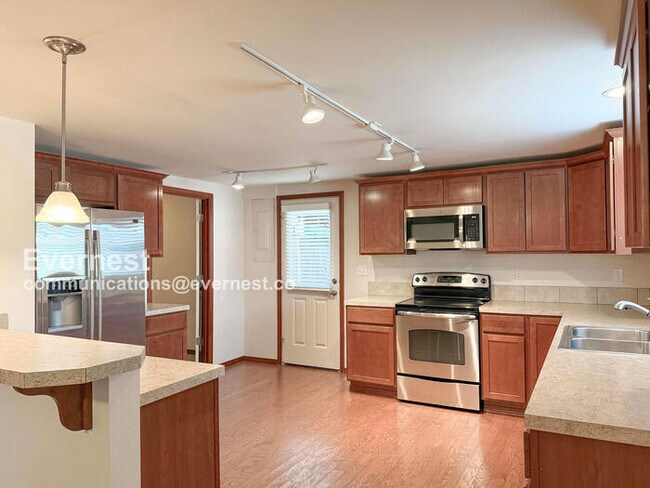 Foto del edificio - 14504 Ash Way